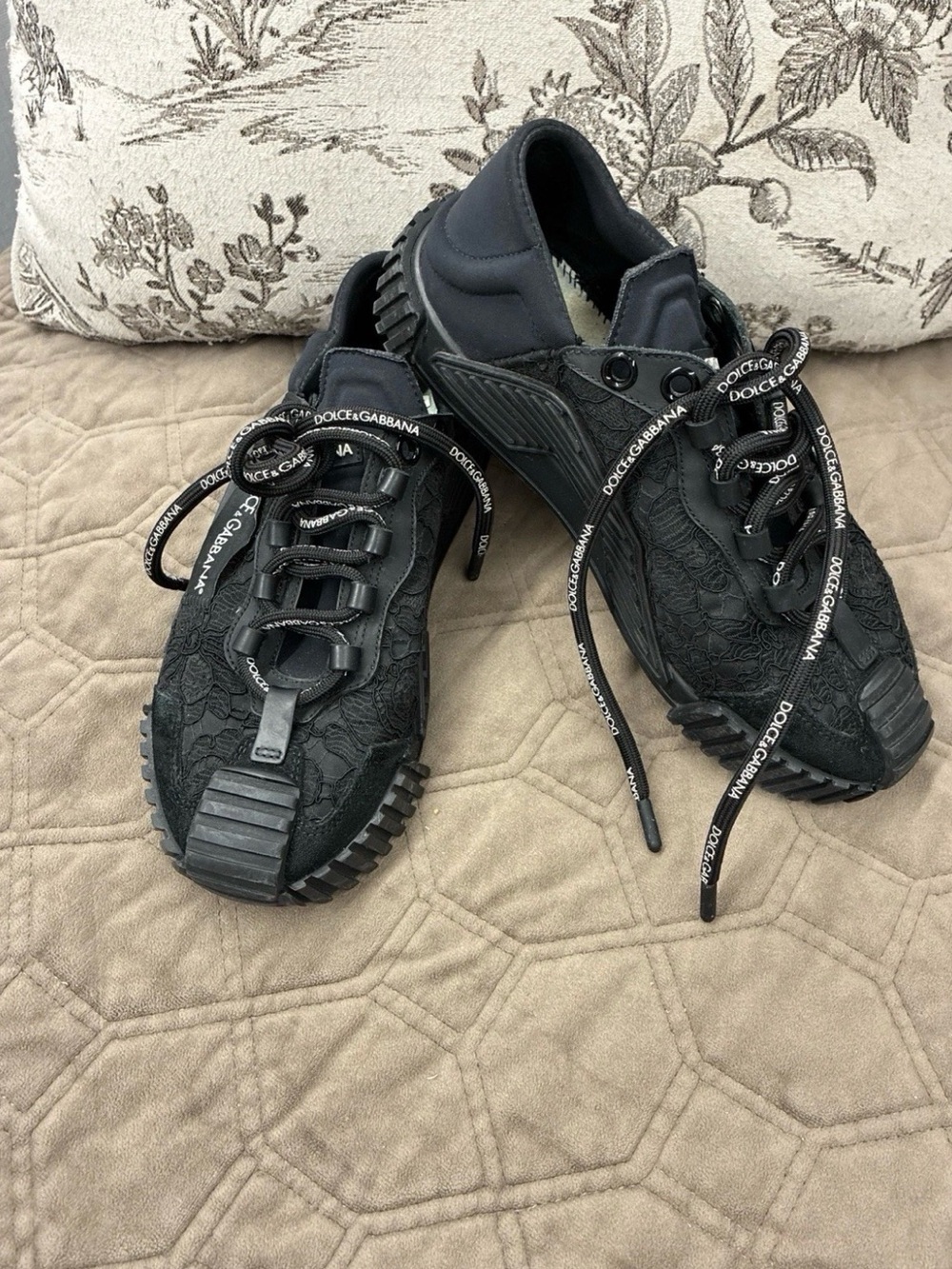 Dolce & Gabbana Men's Black Lace-Textured Logo Lace-Up Sneakers